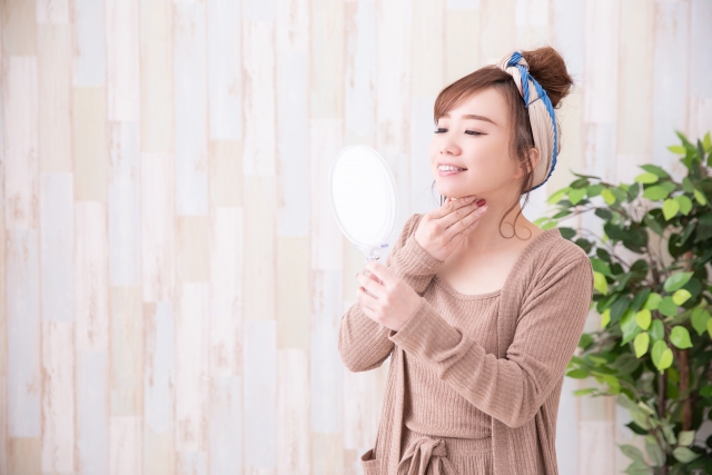 リフトアップで小顔に