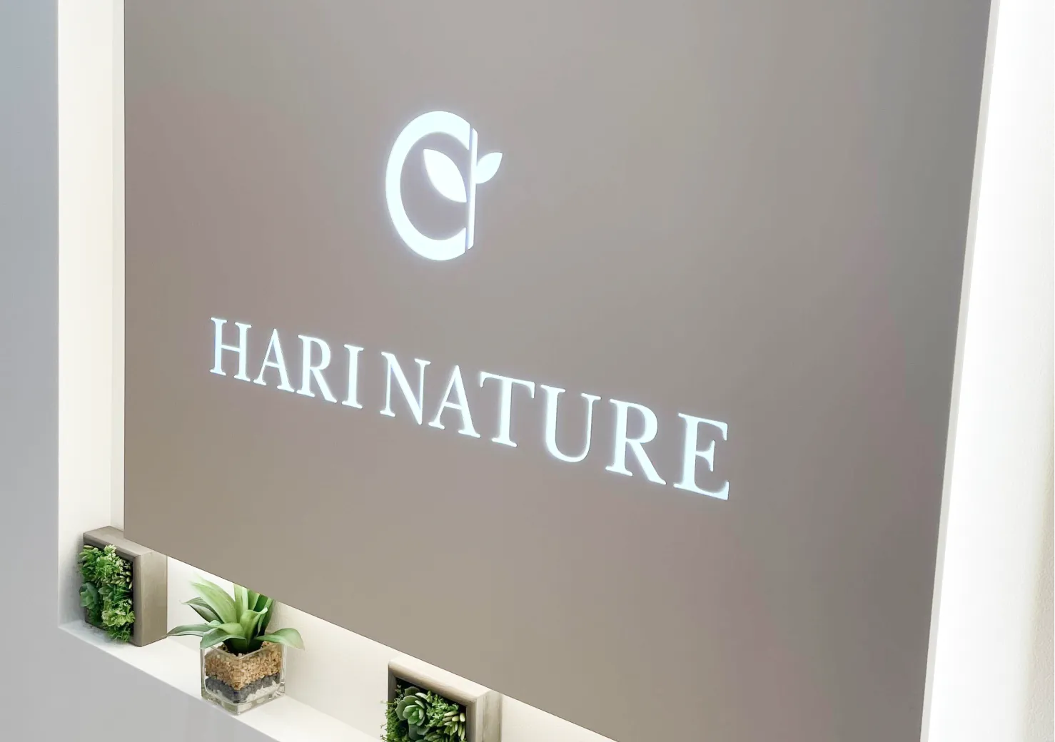 ハリナチュレ 新宿店